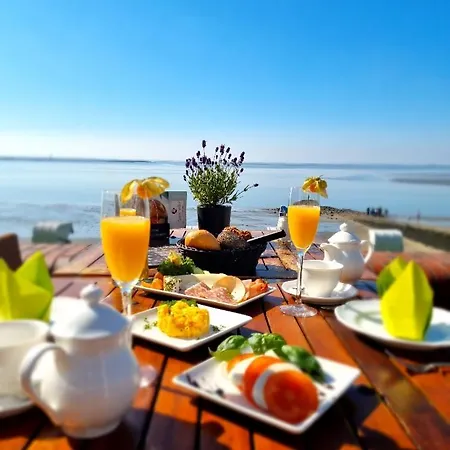 Strand-hotel Seenelke Hotel 4*