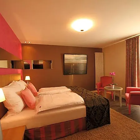 Hotel Seenelke 4*