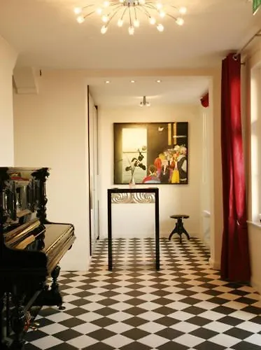 Отель Strand-hotel Seenelke 4*